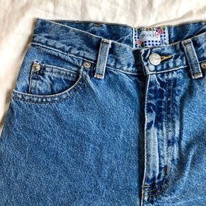 Vintage high wasted blue jeans